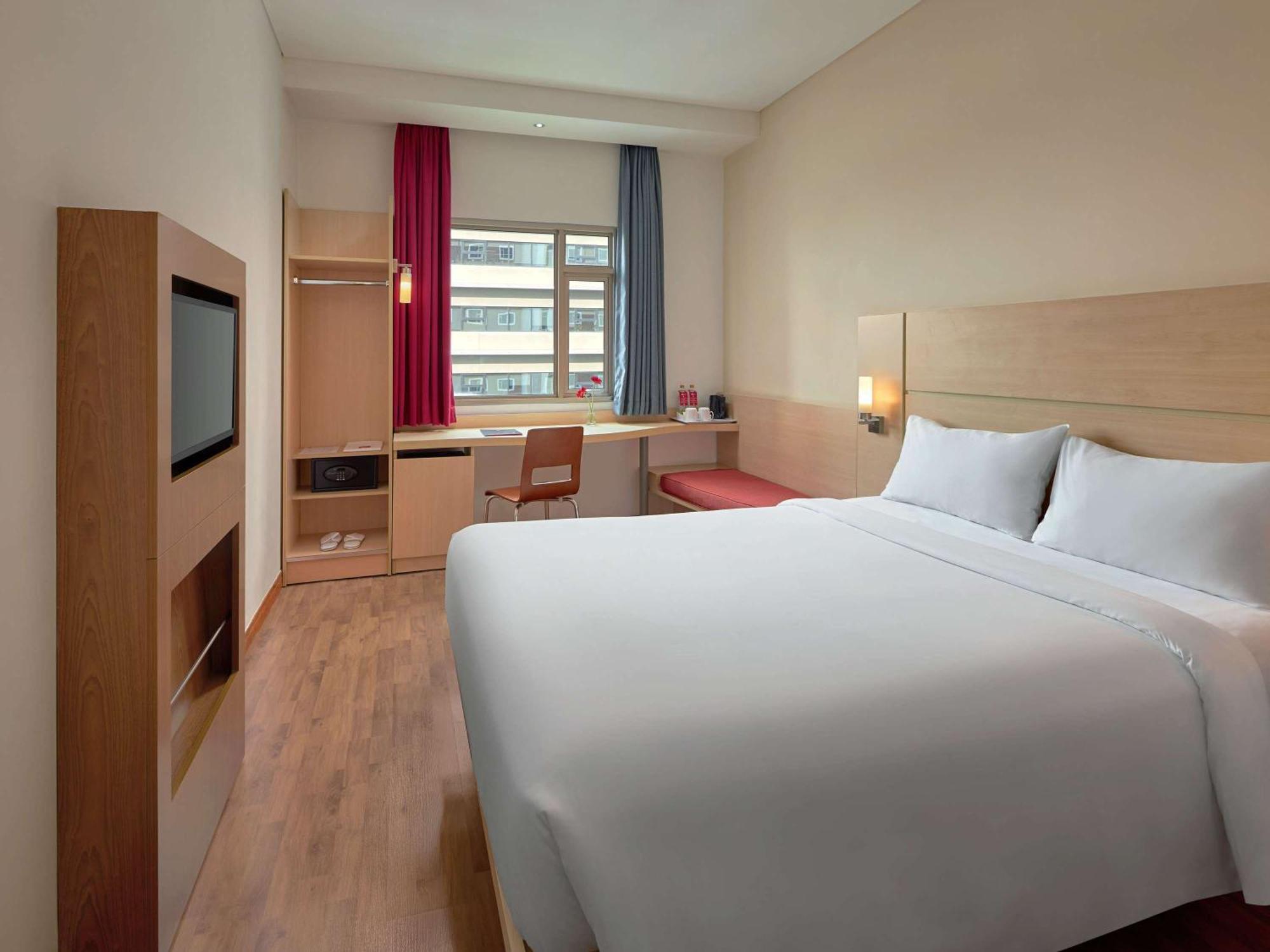 Hotel Ibis Saigon South Ho-Chi-Minh-Stadt Exterior foto
